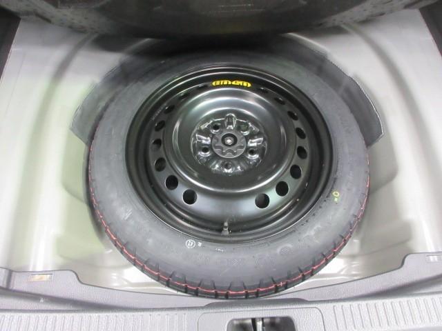 カムリ ＷＳ　フルセグ　メモリーナビ　ＤＶＤ再生　バックカメラ　衝突被害軽減システム　ＥＴＣ　ＬＥＤヘッドランプ（31枚目）