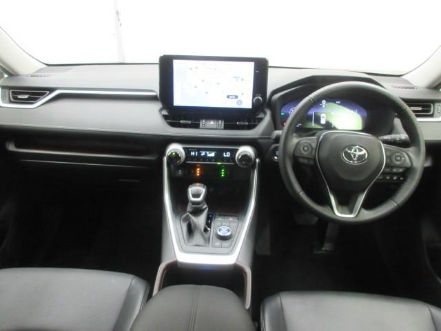 RAV4 G Zパッケージ サンルーフ 4WD フルセグ メモリーナビ バックカメラ 衝突被害軽減システム ETC ドラレコ LEDヘッドランプ フルエアロ(6枚目)