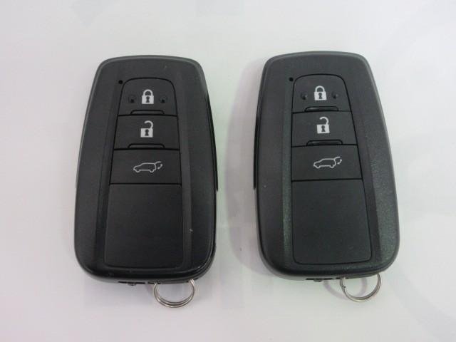 RAV4 G Zパッケージ サンルーフ 4WD フルセグ メモリーナビ バックカメラ 衝突被害軽減システム ETC ドラレコ LEDヘッドランプ フルエアロ(37枚目)