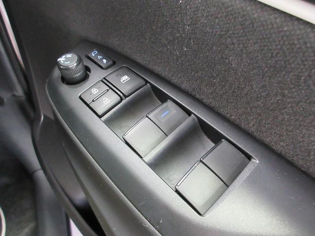 ヤリス G 雹害車 踏み間違い加速抑制 全方位モニタ ディーラー保証1年走行距離無制限 トヨタ認定中古車 ディスプレイオーディオ ナビ ETC スマートキー LEDヘッドランプ 純正アルミホイール ワンオーナー(23枚目)