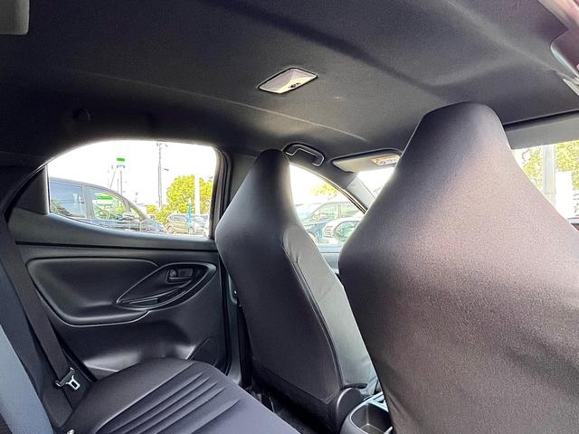 ヤリス G 雹害車 踏み間違い加速抑制 全方位モニタ ディーラー保証1年走行距離無制限 トヨタ認定中古車 ディスプレイオーディオ ナビ ETC スマートキー LEDヘッドランプ 純正アルミホイール ワンオーナー(26枚目)