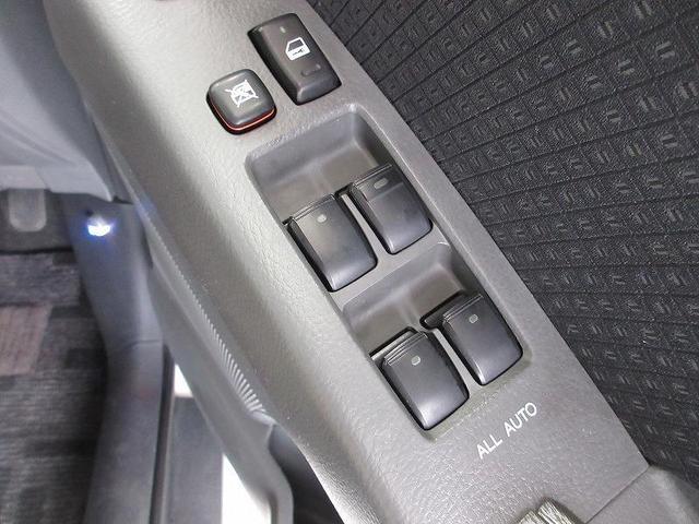 アイシス プラタナリミテッド フルセグ HDDナビ バックカメラ ETC 両側電動スライド HIDヘッドライト 乗車定員7人 3列シート(17枚目)