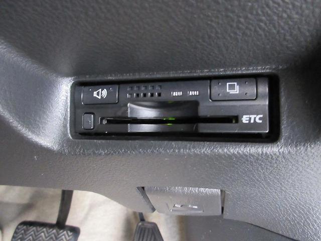 ウィッシュ 2.0G ワンセグ HDDナビ DVD再生 バックカメラ ETC HIDヘッドライト 乗車定員7人 3列シート(15枚目)