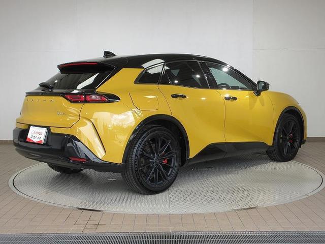 クラウンスポーツ RS 革シート 4WD フルセグ メモリーナビ バックカメラ 衝突被害軽減システム ETC ドラレコ LEDヘッドランプ ワンオーナー 雹害車(3枚目)