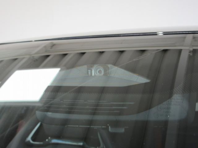 クラウンスポーツ ＲＳ　革シート　４ＷＤ　フルセグ　メモリーナビ　バックカメラ　衝突被害軽減システム　ＥＴＣ　ドラレコ　ＬＥＤヘッドランプ（12枚目）