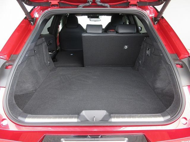 クラウンスポーツ ＲＳ　革シート　４ＷＤ　フルセグ　メモリーナビ　バックカメラ　衝突被害軽減システム　ＥＴＣ　ドラレコ　ＬＥＤヘッドランプ（28枚目）