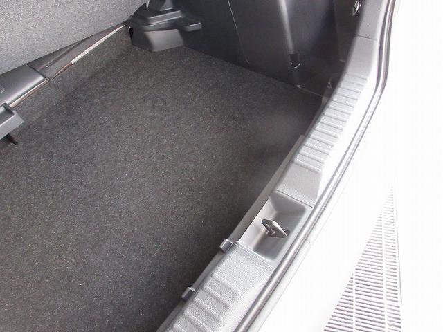 ヤリスクロス ハイブリッドＺ　フルセグ　メモリーナビ　バックカメラ　衝突被害軽減システム　ＥＴＣ　ドラレコ　ＬＥＤヘッドランプ　ワンオーナー（23枚目）