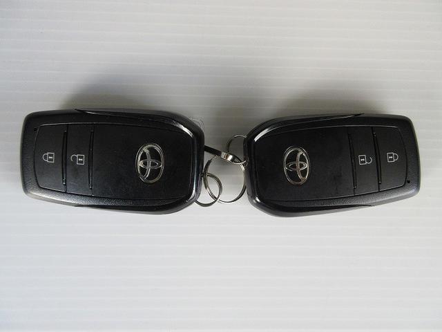 ヤリスクロス ハイブリッドＺ　フルセグ　メモリーナビ　バックカメラ　衝突被害軽減システム　ＥＴＣ　ドラレコ　ＬＥＤヘッドランプ　ワンオーナー（31枚目）