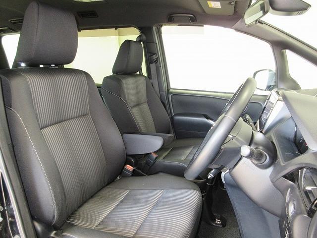 ヴォクシー ZS 煌II フルセグ メモリーナビ DVD再生 後席モニター バックカメラ 衝突被害軽減システム ETC 両側電動スライド LEDヘッドランプ 乗車定員7人 3列シート ワンオーナー アイドリングストップ(4枚目)