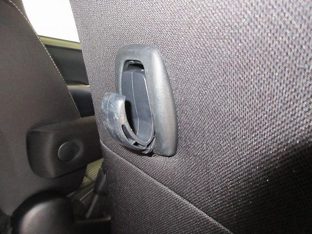 ヴォクシー ZS 煌II フルセグ メモリーナビ DVD再生 後席モニター バックカメラ 衝突被害軽減システム ETC 両側電動スライド LEDヘッドランプ 乗車定員7人 3列シート ワンオーナー アイドリングストップ(6枚目)