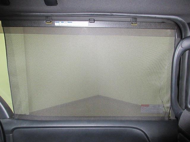 ヴォクシー ZS 煌II フルセグ メモリーナビ DVD再生 後席モニター バックカメラ 衝突被害軽減システム ETC 両側電動スライド LEDヘッドランプ 乗車定員7人 3列シート ワンオーナー アイドリングストップ(9枚目)