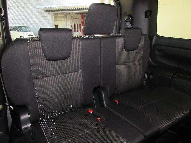 ヴォクシー ZS 煌II フルセグ メモリーナビ DVD再生 後席モニター バックカメラ 衝突被害軽減システム ETC 両側電動スライド LEDヘッドランプ 乗車定員7人 3列シート ワンオーナー アイドリングストップ(10枚目)