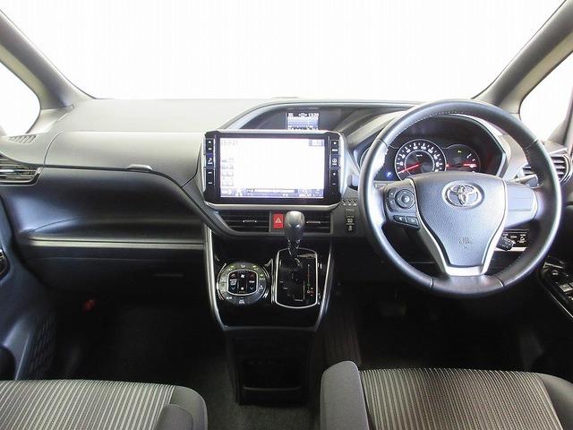 ヴォクシー ZS 煌II フルセグ メモリーナビ DVD再生 後席モニター バックカメラ 衝突被害軽減システム ETC 両側電動スライド LEDヘッドランプ 乗車定員7人 3列シート ワンオーナー アイドリングストップ(11枚目)