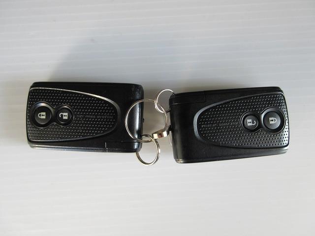 ピクシススペース カスタム　Ｇ　フルセグ　メモリーナビ　ＤＶＤ再生　ＨＩＤヘッドライト　アイドリングストップ（38枚目）