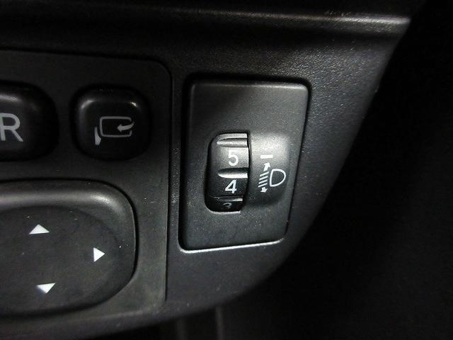 アクア Sスタイルブラック フルセグ メモリーナビ DVD再生 バックカメラ 衝突被害軽減システム ETC ワンオーナー(12枚目)