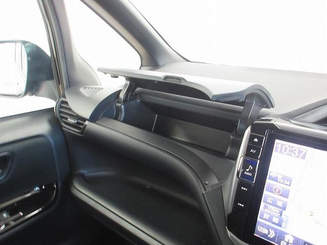 ヴォクシー ZS 煌II フルセグ メモリーナビ DVD再生 バックカメラ 衝突被害軽減システム ETC ドラレコ 両側電動スライド LEDヘッドランプ 乗車定員7人 3列シート アイドリングストップ(20枚目)