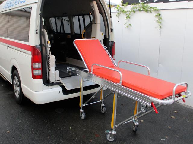 救急車　ハイエースバン　車椅子仕様車(7枚目)