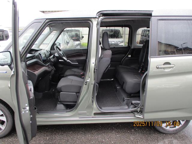 ソリオバンディット バンディット　ＨＹＢＲＩＤ　ＭＶ　２型　全方位モニターナビ　バックカメラ　オートライト　スライドドア　純正ナビ　プッシュスタート　シートヒーター　オートエアコン　衝突被害軽減システム　アイドリングストップ　横滑り防止機能　衝突安全ボディ（17枚目）