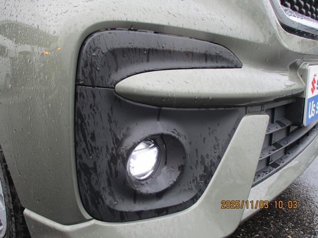 ソリオバンディット バンディット　ＨＹＢＲＩＤ　ＭＶ　２型　全方位モニターナビ　バックカメラ　オートライト　スライドドア　純正ナビ　プッシュスタート　シートヒーター　オートエアコン　衝突被害軽減システム　アイドリングストップ　横滑り防止機能　衝突安全ボディ（29枚目）