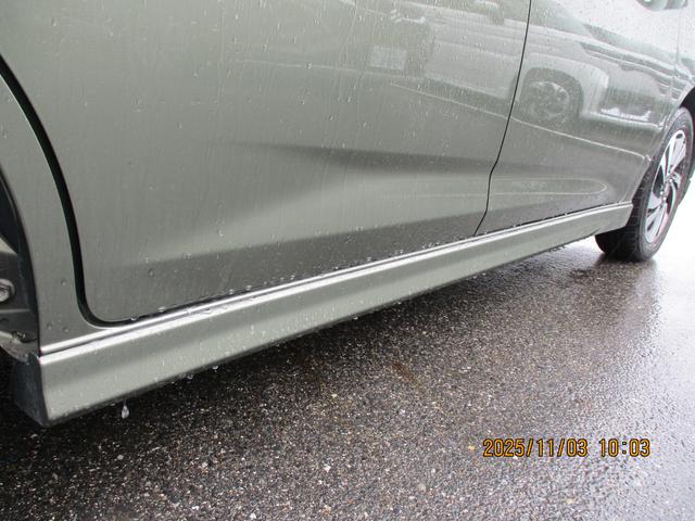 ソリオバンディット バンディット　ＨＹＢＲＩＤ　ＭＶ　２型　全方位モニターナビ　バックカメラ　オートライト　スライドドア　純正ナビ　プッシュスタート　シートヒーター　オートエアコン　衝突被害軽減システム　アイドリングストップ　横滑り防止機能　衝突安全ボディ（33枚目）