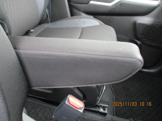 ソリオバンディット バンディット　ＨＹＢＲＩＤ　ＭＶ　２型　全方位モニターナビ　バックカメラ　オートライト　スライドドア　純正ナビ　プッシュスタート　シートヒーター　オートエアコン　衝突被害軽減システム　アイドリングストップ　横滑り防止機能　衝突安全ボディ（48枚目）