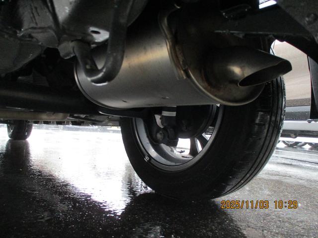 ソリオバンディット バンディット　ＨＹＢＲＩＤ　ＭＶ　２型　全方位モニターナビ　バックカメラ　オートライト　スライドドア　純正ナビ　プッシュスタート　シートヒーター　オートエアコン　衝突被害軽減システム　アイドリングストップ　横滑り防止機能　衝突安全ボディ（69枚目）