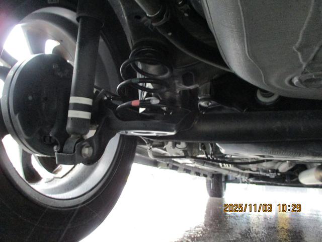 ソリオバンディット バンディット　ＨＹＢＲＩＤ　ＭＶ　２型　全方位モニターナビ　バックカメラ　オートライト　スライドドア　純正ナビ　プッシュスタート　シートヒーター　オートエアコン　衝突被害軽減システム　アイドリングストップ　横滑り防止機能　衝突安全ボディ（70枚目）