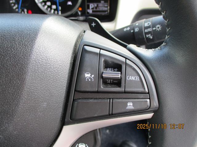 クロスビー HYBRID MZ 3型 全方位ナビ LEDヘッドライト バックカメラ オートライト 純正ナビ プッシュスタート シートヒーター オートエアコン 衝突被害軽減システム 横滑り防止機能 衝突安全ボディ(13枚目)