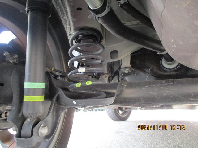 クロスビー HYBRID MZ 3型 全方位ナビ LEDヘッドライト バックカメラ オートライト 純正ナビ プッシュスタート シートヒーター オートエアコン 衝突被害軽減システム 横滑り防止機能 衝突安全ボディ(74枚目)