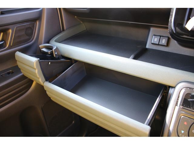 スペーシア ギア HYBRID XZ 全方位モニターナビ 当社試乗車使用 バックカメラ オートライト Bluetooth スライドドア 純正ナビ プッシュスタート シートヒーター オートエアコン スズキセーフティーサポート アイドリングストップ 横滑り防止機能(56枚目)