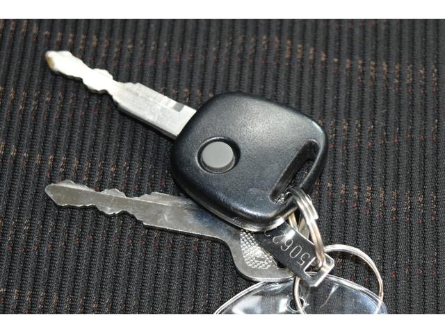 �܂��͍݌ɂ̊m�F���I���C�y�ɂ��₢���킹���������B�t���[�_�C�����i�����j�O�O�V�W�|�U�O�S�P�|�Q�O�X�O