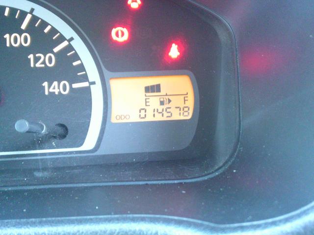 ミニキャブトラック Ｖタイプ　４ＷＤ・５速・エアコン・パワステ・スタッドレスタイヤ（7枚目）