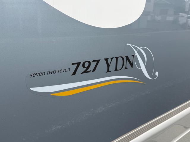 ハイゼットトラック エクストラ インディ727 4WD ポップアップ サブバッテリー 走行充電器 外部電源 家具 ベッドマット 室内照明 シンク FFヒーター アクリル窓 キャビネット収納(30枚目)