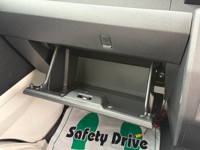 ハイゼットトラック エクストラ インディ727 4WD ポップアップ サブバッテリー 走行充電器 外部電源 家具 ベッドマット 室内照明 シンク FFヒーター アクリル窓 キャビネット収納(34枚目)