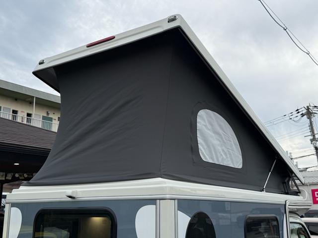 ハイゼットトラック エクストラ インディ727 4WD ポップアップ サブバッテリー 走行充電器 外部電源 家具 ベッドマット 室内照明 シンク FFヒーター アクリル窓 キャビネット収納(47枚目)