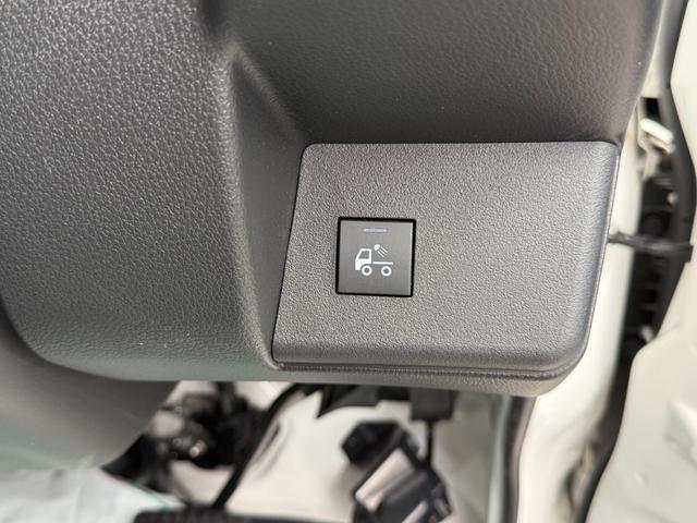 ハイゼットトラック エクストラ インディ727 4WD ポップアップ サブバッテリー 走行充電器 外部電源 家具 ベッドマット 室内照明 シンク FFヒーター アクリル窓 キャビネット収納(52枚目)