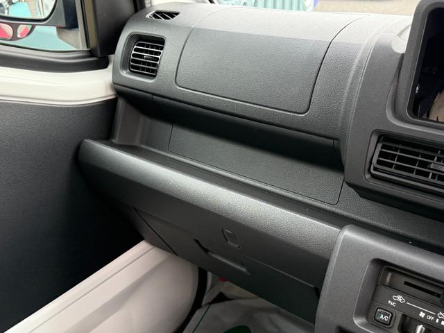 ハイゼットトラック エクストラ インディ727 4WD ポップアップ サブバッテリー 走行充電器 外部電源 家具 ベッドマット 室内照明 シンク FFヒーター アクリル窓 キャビネット収納(67枚目)