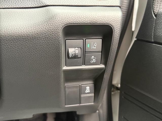 N-VAN  +スタイルファンターボ 軽キャンピングカー ポップアップ シエル 家具 ベッドマット 電子レンジ テーブル(2枚目)