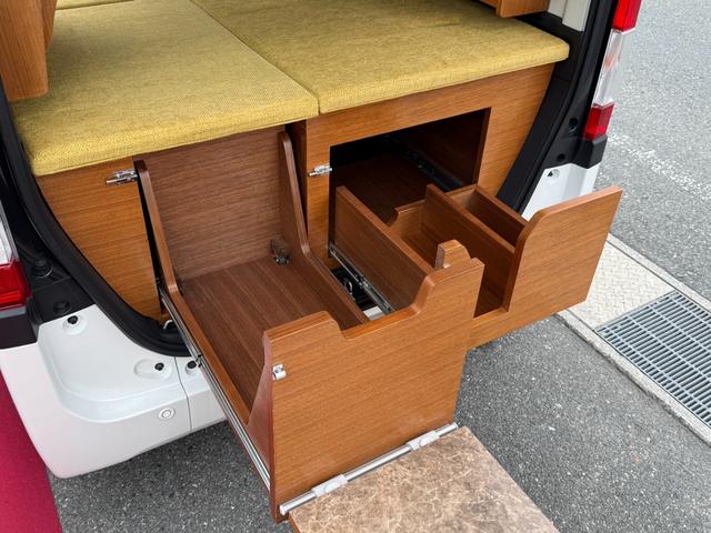 N-VAN  +スタイルファンターボ 軽キャンピングカー ポップアップ シエル 家具 ベッドマット 電子レンジ テーブル(31枚目)