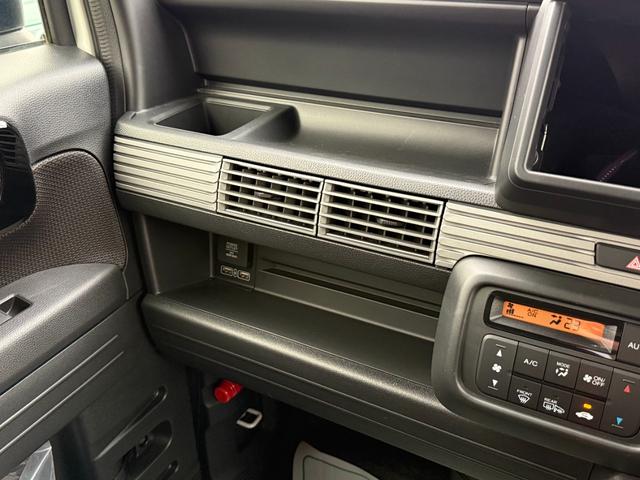 N-VAN  +スタイルファンターボ 軽キャンピングカー ポップアップ シエル 家具 ベッドマット 電子レンジ テーブル(56枚目)