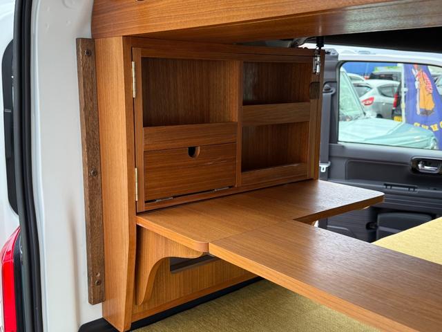 N-VAN  +スタイルファンターボ 軽キャンピングカー ポップアップ シエル 家具 ベッドマット 電子レンジ テーブル(72枚目)