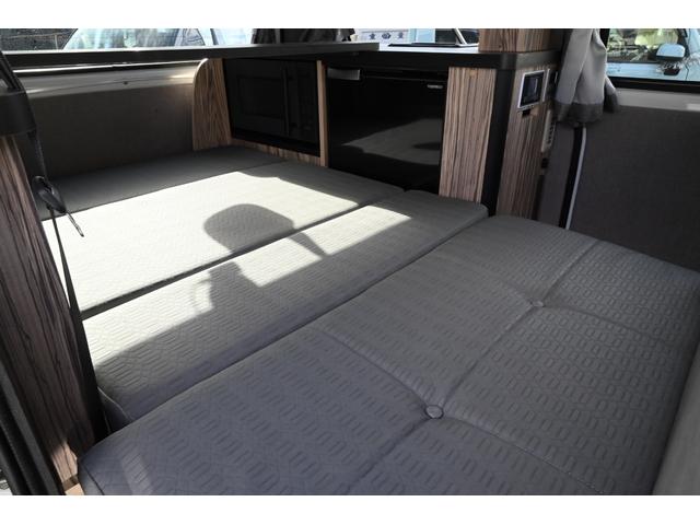 タウンエースバン GL VanDweller Zelioキャンピング車 冷蔵庫 電子レンジ シンク DC12Vクーラー 外部電源 LED照明  カーテン FASPシート 前後ドラレコ サブバッテリー 天井・床・側面断熱施工(14枚目)