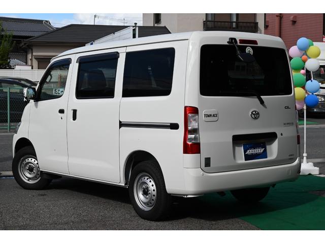 タウンエースバン GL VanDweller Zelioキャンピング車 冷蔵庫 電子レンジ シンク DC12Vクーラー 外部電源 LED照明  カーテン FASPシート 前後ドラレコ サブバッテリー 天井・床・側面断熱施工(36枚目)