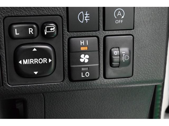 タウンエースバン GL VanDweller Zelioキャンピング車 冷蔵庫 電子レンジ シンク DC12Vクーラー 外部電源 LED照明  カーテン FASPシート 前後ドラレコ サブバッテリー 天井・床・側面断熱施工(51枚目)