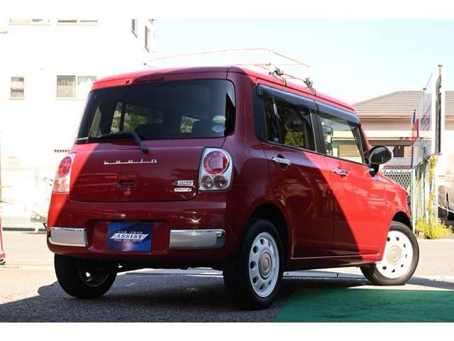 アルトラパンショコラ Ｘ　禁煙車　ＴＶ　メモリーナビ　プッシュスタート　スマートキー　ＨＩＤヘッドランプ　オートエアコン　専用合皮シート　１４ｉｎアルミ　ルーフキャリア　ＥＴＣ　ＤＶＤ再生（7枚目）