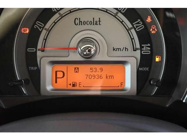 アルトラパンショコラ Ｘ　禁煙車　ＴＶ　メモリーナビ　プッシュスタート　スマートキー　ＨＩＤヘッドランプ　オートエアコン　専用合皮シート　１４ｉｎアルミ　ルーフキャリア　ＥＴＣ　ＤＶＤ再生（70枚目）