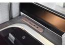 ハイエースバン ロングスーパーGL VanDweller Talisキャンピング車 冷蔵庫 電子レンジ シンク DC12Vクーラー 外部電源 サブバッテリーLED照明 アルパイン11inナビ 15inモニター全方位モニター FFヒータ 中古車画像_4