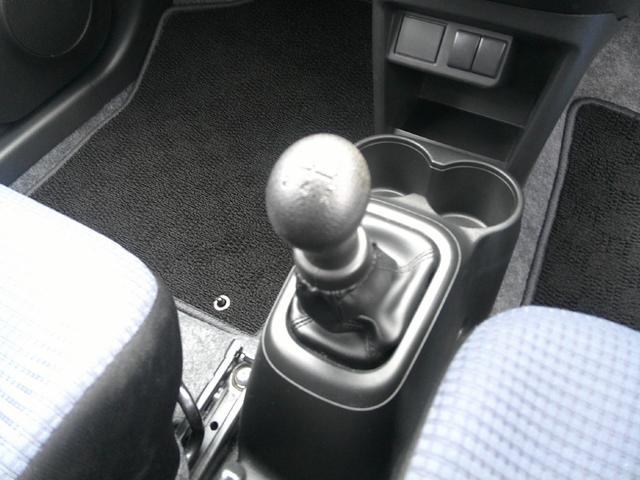 アルト Ｆ　５速マニュアル（16枚目）