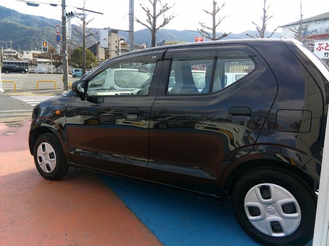 アルト Ｆ　５速マニュアル（8枚目）