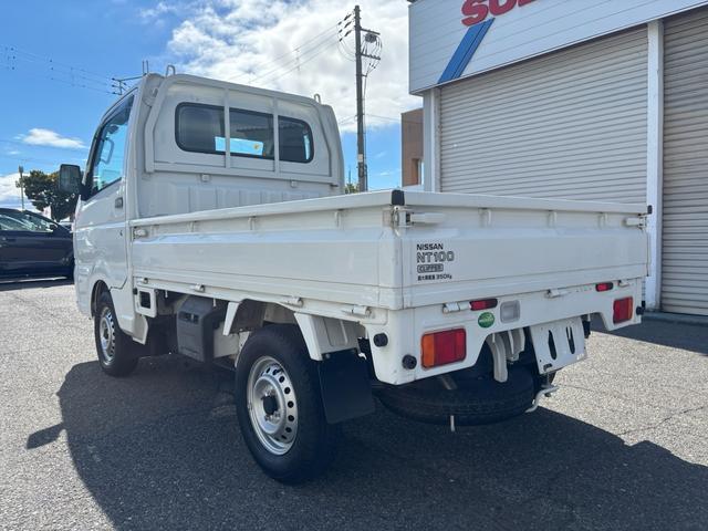 ＮＴ１００クリッパートラック ＤＸ　パートタイム４ＷＤ・３ＡＴ・エアコン・パワステ・純正ＦＭ／ＡＭオーディオ・Ｗエアバック・ＡＢＳ・三方開・荷台マット・スペアタイヤ・ヘッドライトレベライザー・フロアゴムマット・ドアバイザー・スペアキー（30枚目）